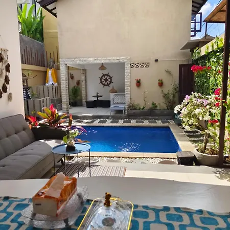 Villa Kayu Manis